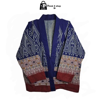 มาใหม่ เสื้อคลุมผ้าพื้นเมืองลายไทย ไซส์เสื้อ XL XXL น้ำเงินแ…