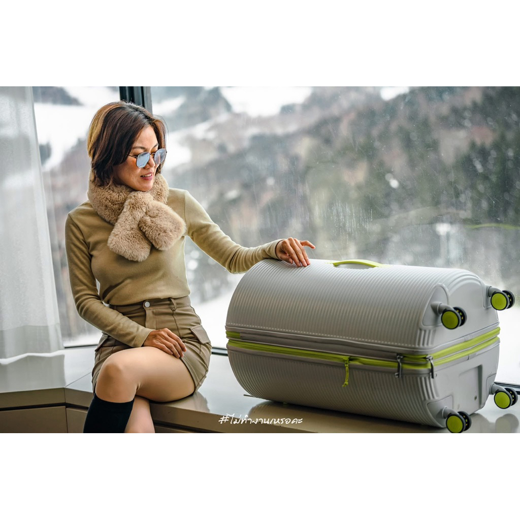 American Tourister รุ่น 𝗥𝗼𝗹𝗹𝗶𝗼  ขนาด 28 นิ้ว กระเป๋าเดินทาง