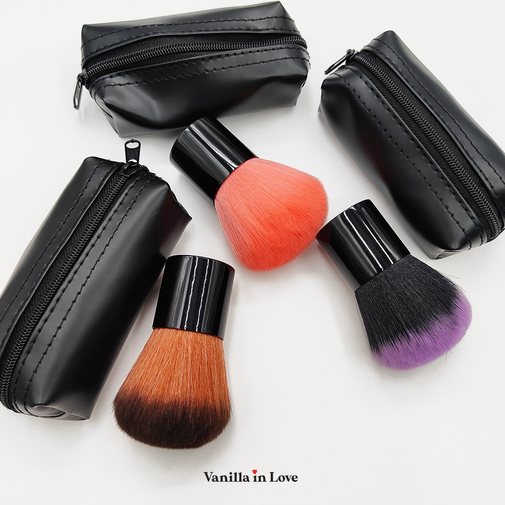SB501 แปรงคาบูกิ ด้ามสั้น พร้อมกระเป๋าแปรงแบบซิป Short kabuki brush