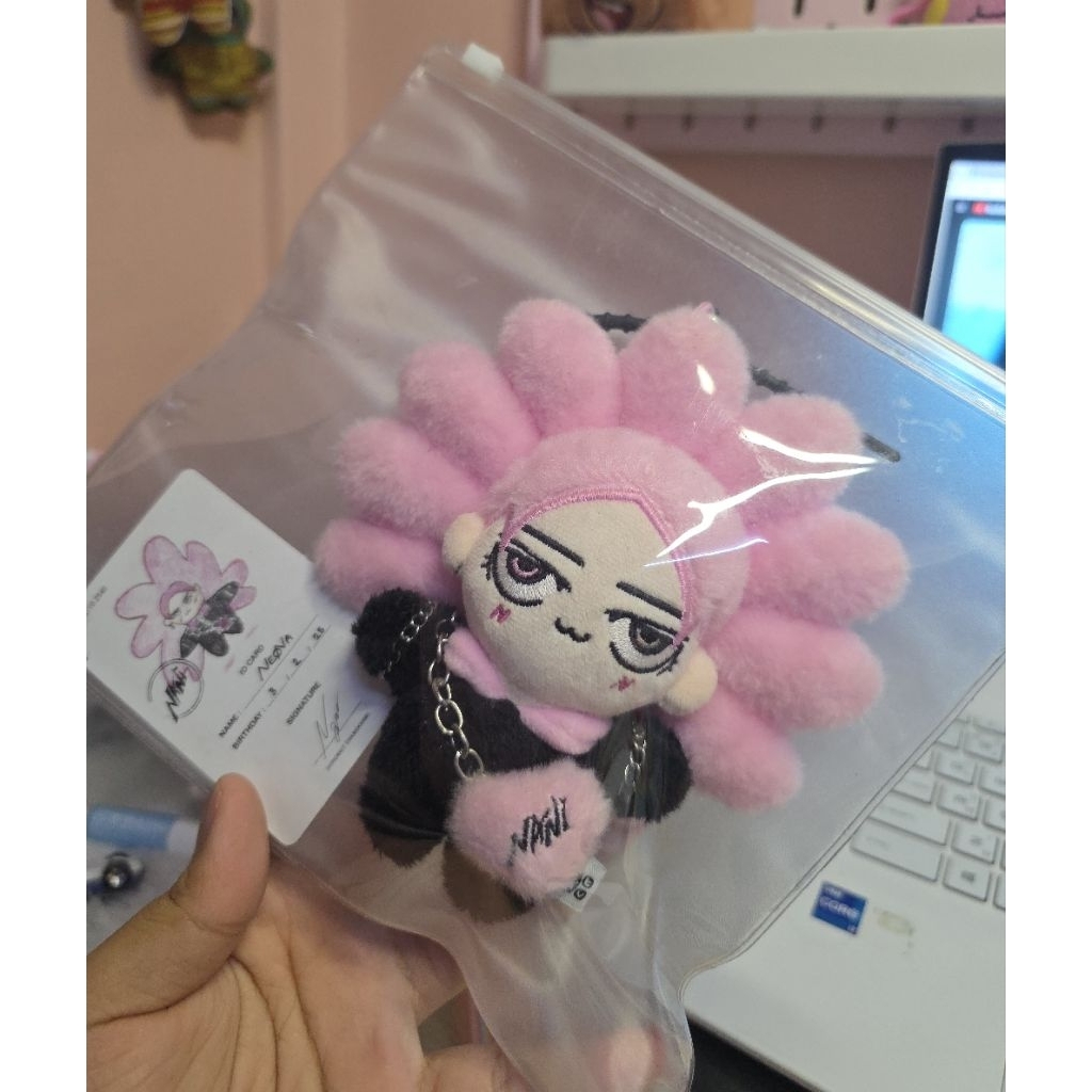 พร้อมส่ง​ ✅(ต่อราคาได้/ซื้อไม่ผ่านแอปได้)​ ตุ๊กตา​ neona doll Keychain ขนาดใหญ่​ ของ​ gmm ลูก​ นานิ