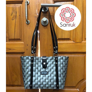 Sanruk Handmade กระเป๋าสานเส้นพลาสติก