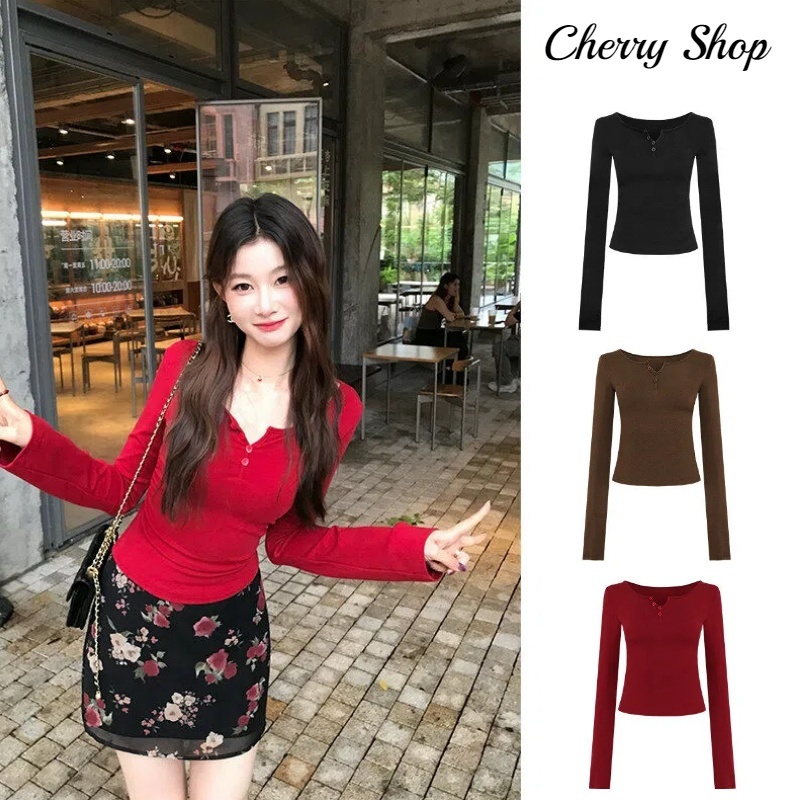 cherryshop พร้อมส่ง เสื้อยืดแขนยาวคอวีทรงเข้ารูป สไตล์เกาหลีสำหรับผู้หญิง ด้วยปุ่ม ผ้ายืดใส่สบาย หวานและเซ็กซี่