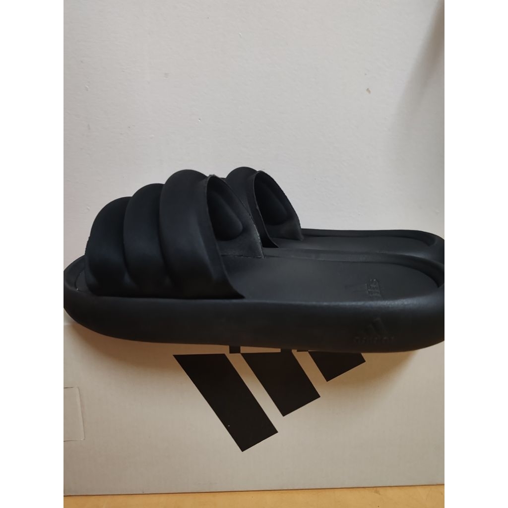 แท้​💯%รองเท้า​แตะ​ Adidas Swimming & Lifestyle Adilette Zplaash Slides Unisex สีดำ​มือสองสภาพวิ้งใส่