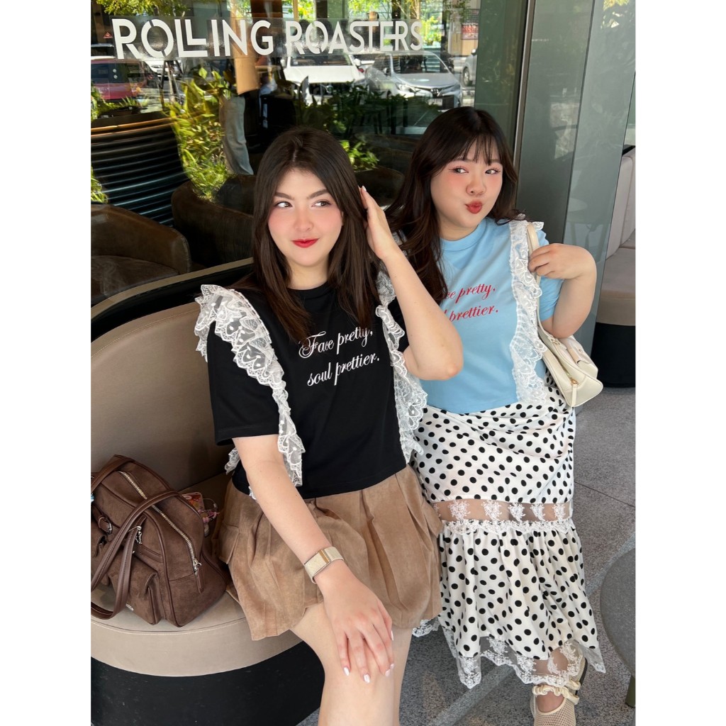 CurveG Face Pretty, Soul Prettier Top เสื้อยืดแต่งระบายลูกไม้