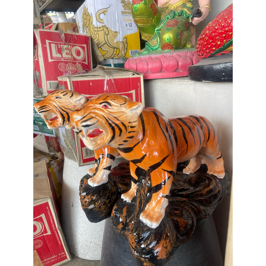 เสือแก้บน เสือไหว้ศาล เสือแก้ฮวงจุ้ย เสือปูนปั้น เสือ ศาลเจ้าพ่อเสือ