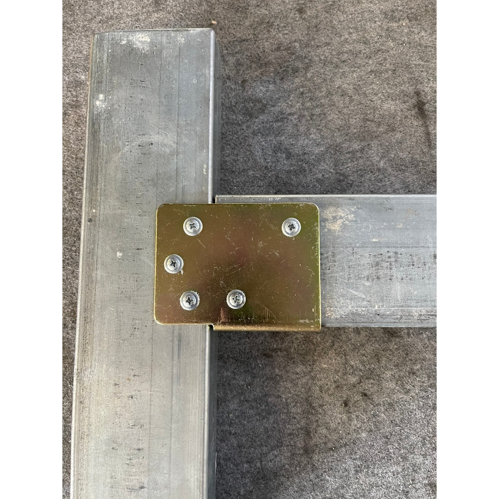 หูรับแป็บ ขนาด 1.5 x 3 นิ้ว , 2 x2 นิ้วชุบรุ้ง กันสนิมข้อต่อ ขารับเหล็กกล่องฉากรองแป็บ ทำรั้ว จำนวน 1 ชิ้น - รูปที่ 3