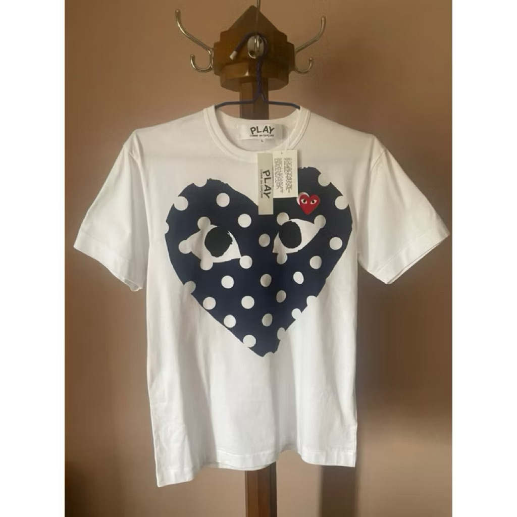 💙แท้💯%จากช้อปญี่ปุ่น🇯🇵เสื้อยืด Play Comme des Garçon สีขาวลายหัวใจจุดน้ำเงิน/ขาว/ตาดำ+โลโก้หัวใจปักส