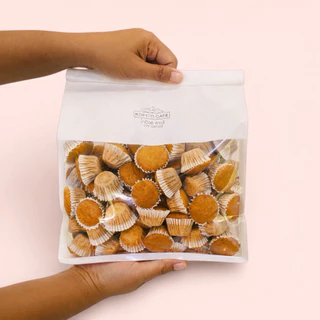 เค้กกล้วยหอมจิ๋ว 120 ชิ้น (Mini banana cakes 120 pcs.)
