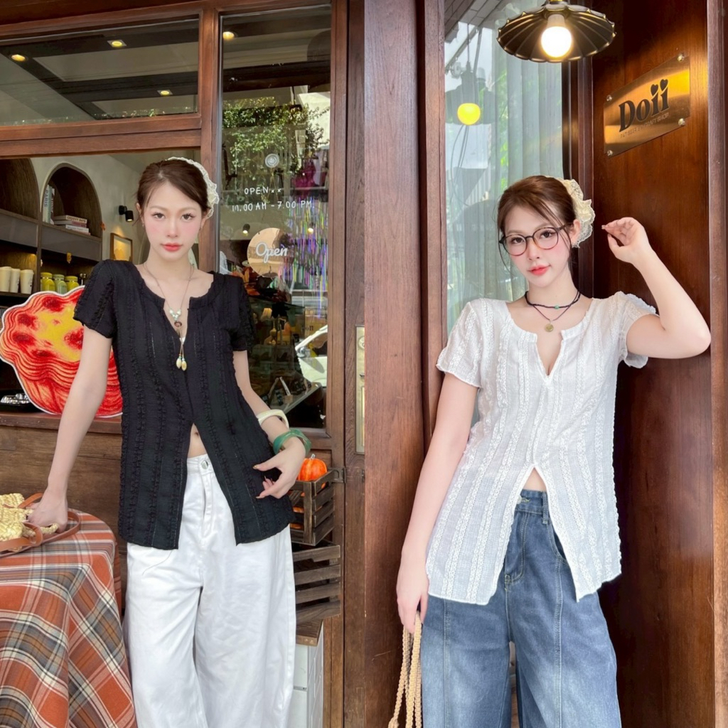SHEENY “Soft Slice Top”เสื้อแขนสั้นลูกไม้ผ่าหน้า ฟีลเกาหลีสุด