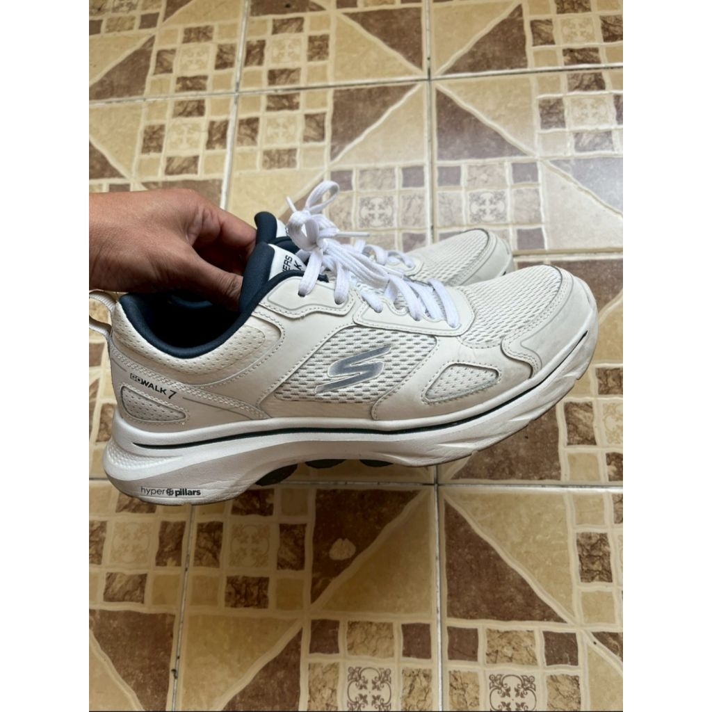 Sketchers gowalk 7  (ไซส์41)