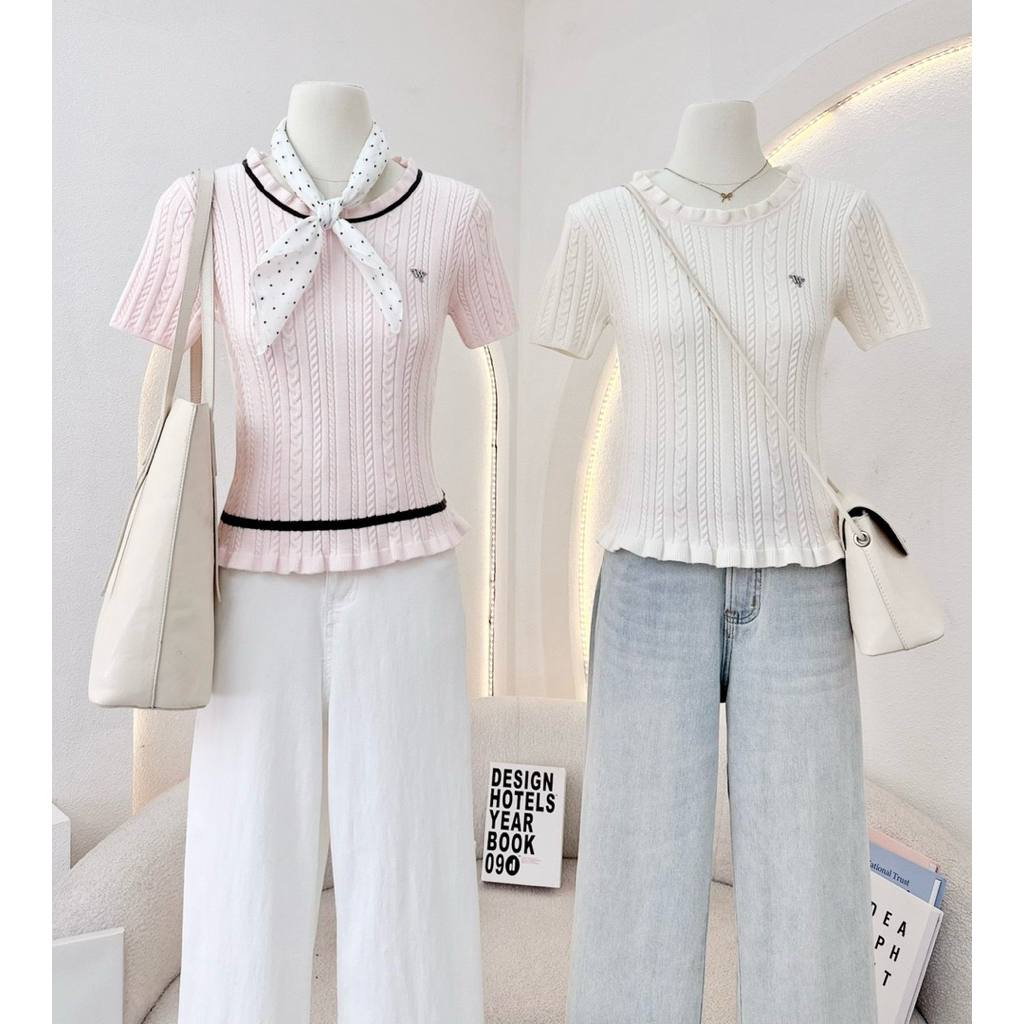 WA YA เสื้อคอกลม กระดุมหลัง แต่งขอบระบาย