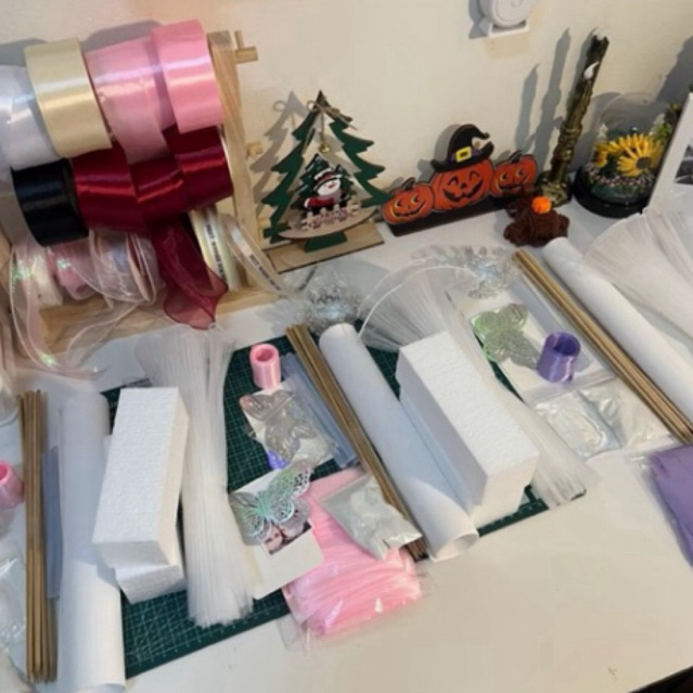 เซ็ตทำช่อดอกไม้ 15 ดอก อุปกรณ์ครบ พร้อมทำ มอบให้คนพิเศษ เลือกของตกแต่งเพิ่มทักหรือกดอีกตะกร้า - รูปที่ 5