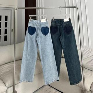 PTJ30277 กางเกงยีนส์ขากระบอกแต่งกระเป๋าหลังหัวใจ PROMTHONG