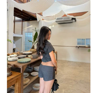 Jenner top (เฉพาะเสื้ิอ) เสื้อยีนส์รัดรูป