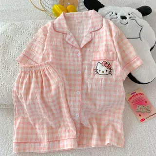 ชุดนอนไหมญี่ปุ่น แขนสั้นขาสั้น ผ้านิ่มใส่สบาย สินค้าพร้อมส่ง