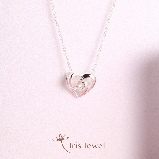 IRIS JEWEL สร้อยคอเงินแท้925 พร้อมจี้หัวใจ Endless Heart