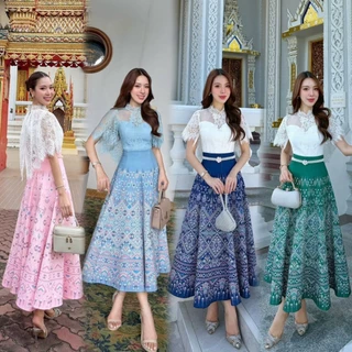 S-XXL ชุดเดรสพิมพ์ลายไทยสีขาว,ชมพู,ครีม,ม่วง,ฟ้า,น้ำเงิน,กรม,เขียว กระโปรงทรงเอบาน #Abigail