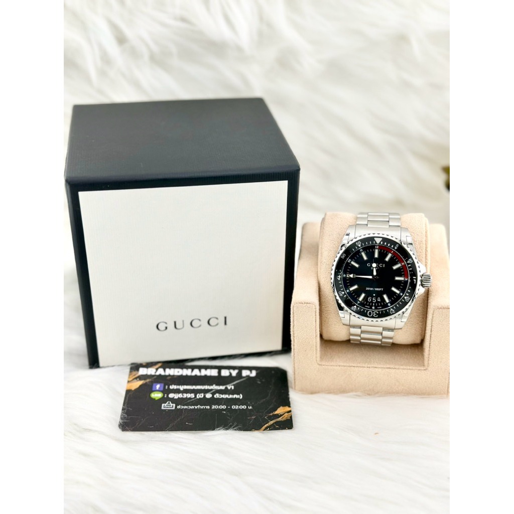 Gucci Dive 45mm Stainless Steel Black Dial Men’s’s Quartz watch Ya136302