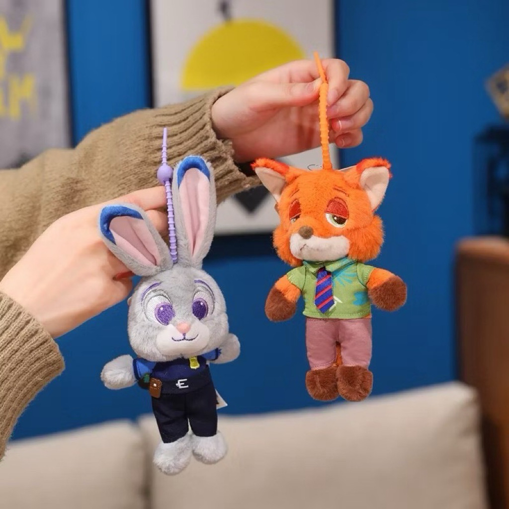 ร้าน🇹🇭 พร้อมส่ง✨ ตุ๊กตาพวงกุญแจ Zootopia  - Furry Friend Plush Pendant Series Keychain by Aoger