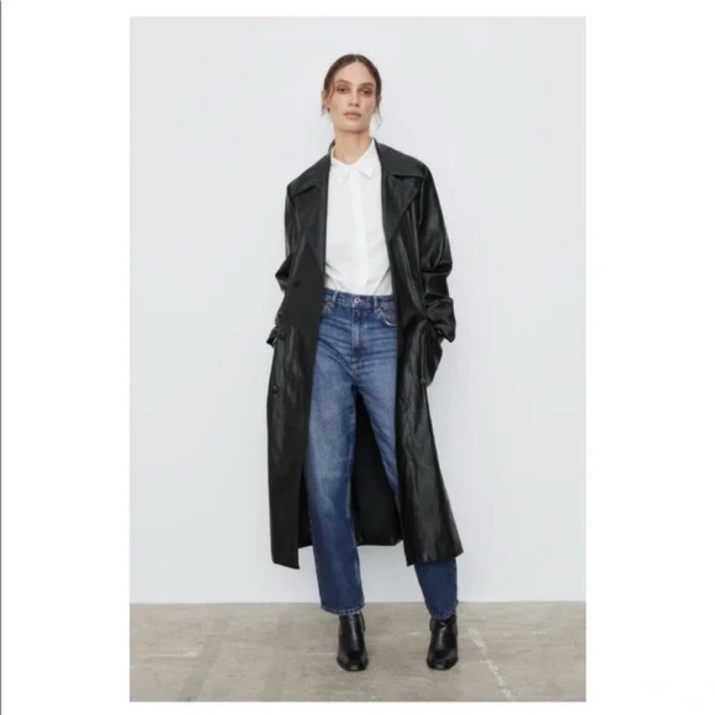 ZARA RELAXED MOM JEANS