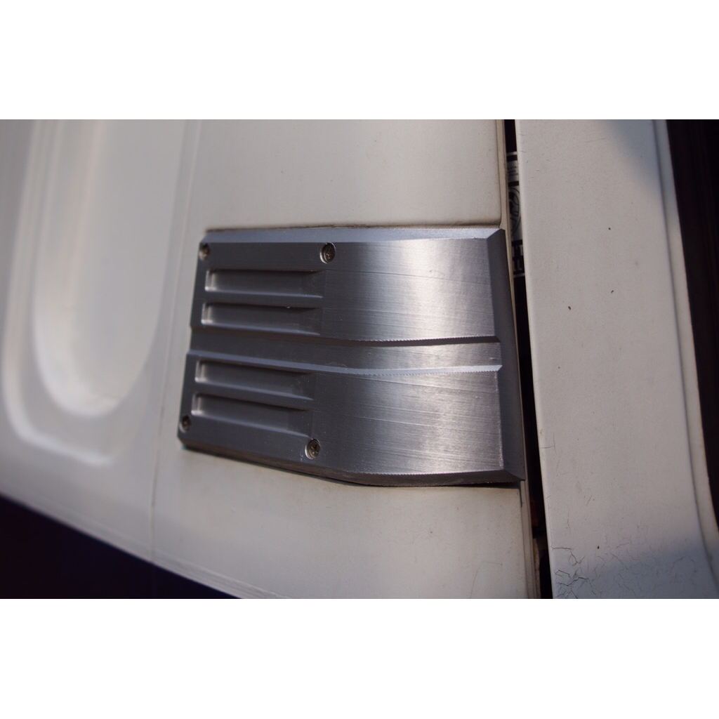 ฝาปิดช่องลมหลัง isuzu buddy (1คู่) สีบอร์นเงิน ผลิตด้วย 3d printing วัสดุ petg ทนความร้อนถึง80c - รูปที่ 5
