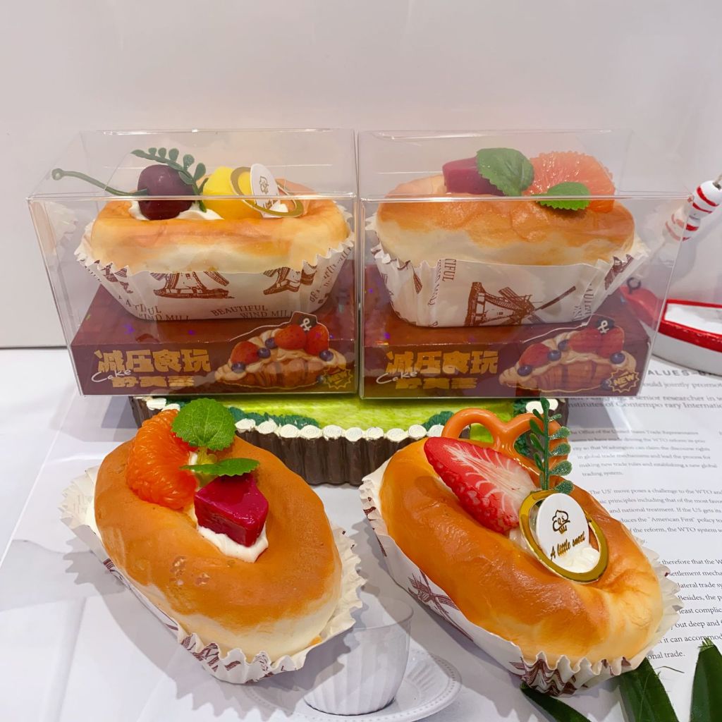 ของเล่นตั้งโชว์จำลองอาหารสร้างสรรค์ เค้กมูส  ของเล่นแบบสุ่ม