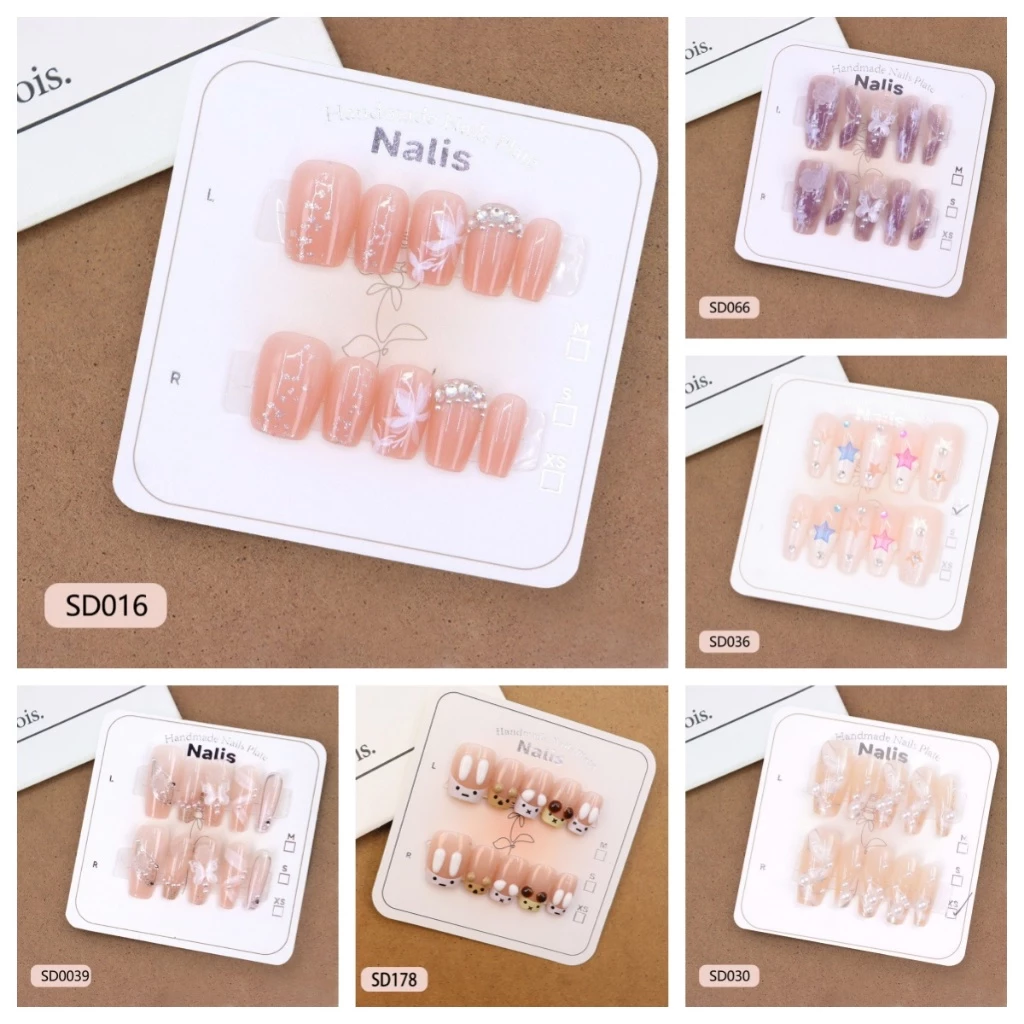 SD 10 ชิ้น 3D เล็บปลอมเล็บยาวเล็บสีทึบ Rhinestone Frosted เล็บปลอม,ถอดเล็บที่ถอดออกได้ สไตล์การ์ตูนน่ารัก มีขนาด XS/S/M
