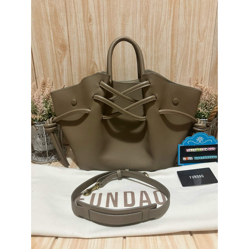 FUNDAO AVA GRANED BAG (พร้อมส่ง)