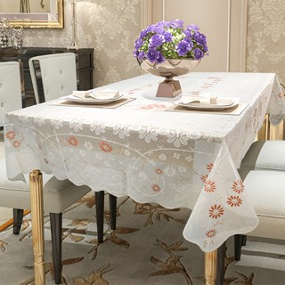 ผ้าปูโต๊ะ PVC ลายลูกไม้สีแดง ทรงสี่เหลี่ยมผืนผ้า 137×183 ซม.…