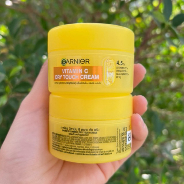 Garnier Vitamin C Dry Touch Cream. 30ml.