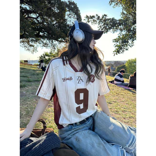 เสื้อโปโลผู้หญิง/Unisex คอปก แขนสั้น Oversize ผ้าไมโคร นุ่มลื่น ใส่สบาย ลุคมินิมอล | Black Cherry