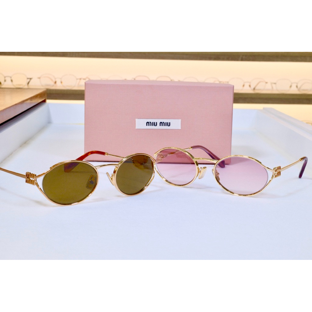 แว่นกันแดด Miu Miu MU52YS