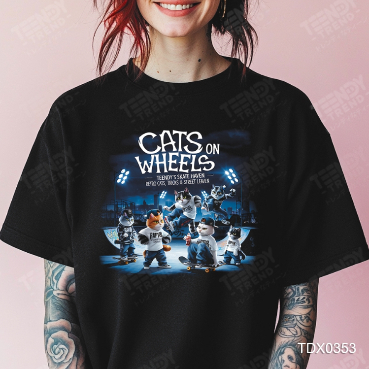Teendy Trend เสื้อยืดผู้ชาย ผู้หญิง คอตตอน ลายcat สีดำ รุ่นTDX0353-BL