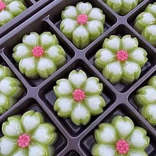 พิมพ์วุ้น-ขนมชั้นลายใหม่ๆ เนื้อมันลื่น แบบโหล12ชิ้น