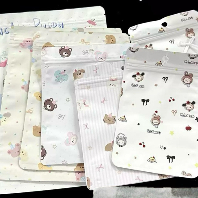 ถุงซิปลายน่ารัก ถุงใส่ขนม ของขวัญ หรือของชำร่วย ลายการ์ตูนสุดน่ารัก