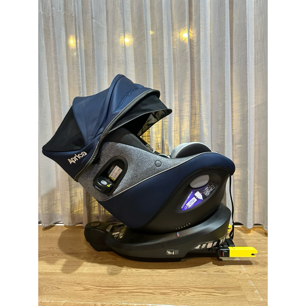 คาร์ซีท APRICA Cururila r129 360°safety สภาพสวยใหม่