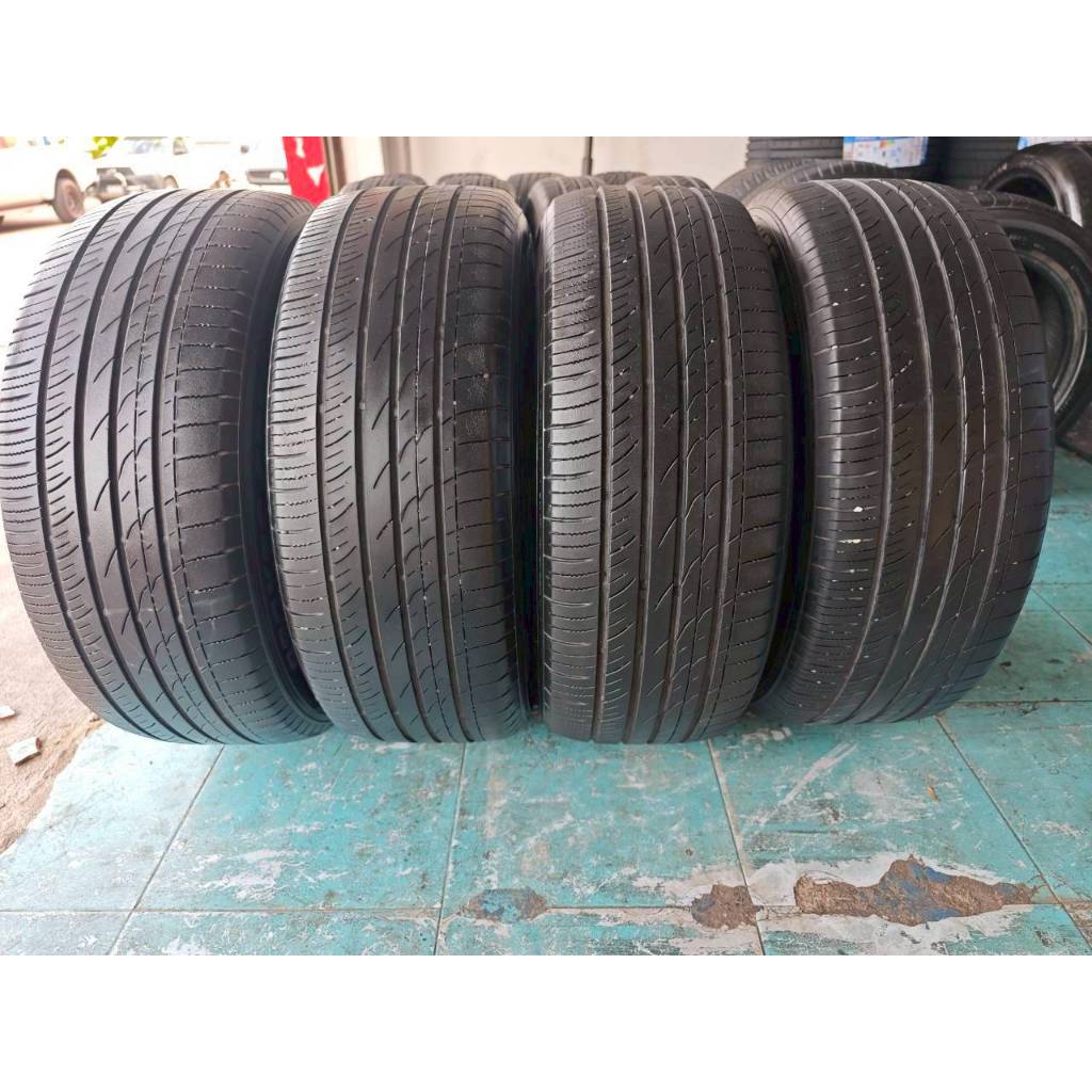 ยางเปอร์เซ็นต์ Toyo ขนาด 205 55 R16 ปี22 ปะ1 เส้น ราคา 4 เส้น 2000 บาท
