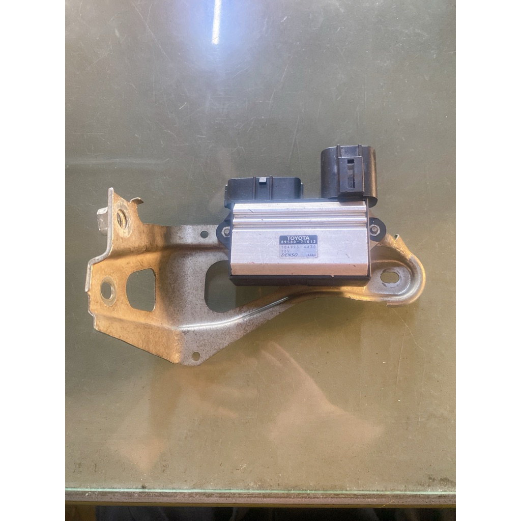 กล่องควบคุมหัวฉีด โตโยต้า วีโก้,ฟอร์จูเนอร์ 2TR 89580-71012 แท้ถอด
