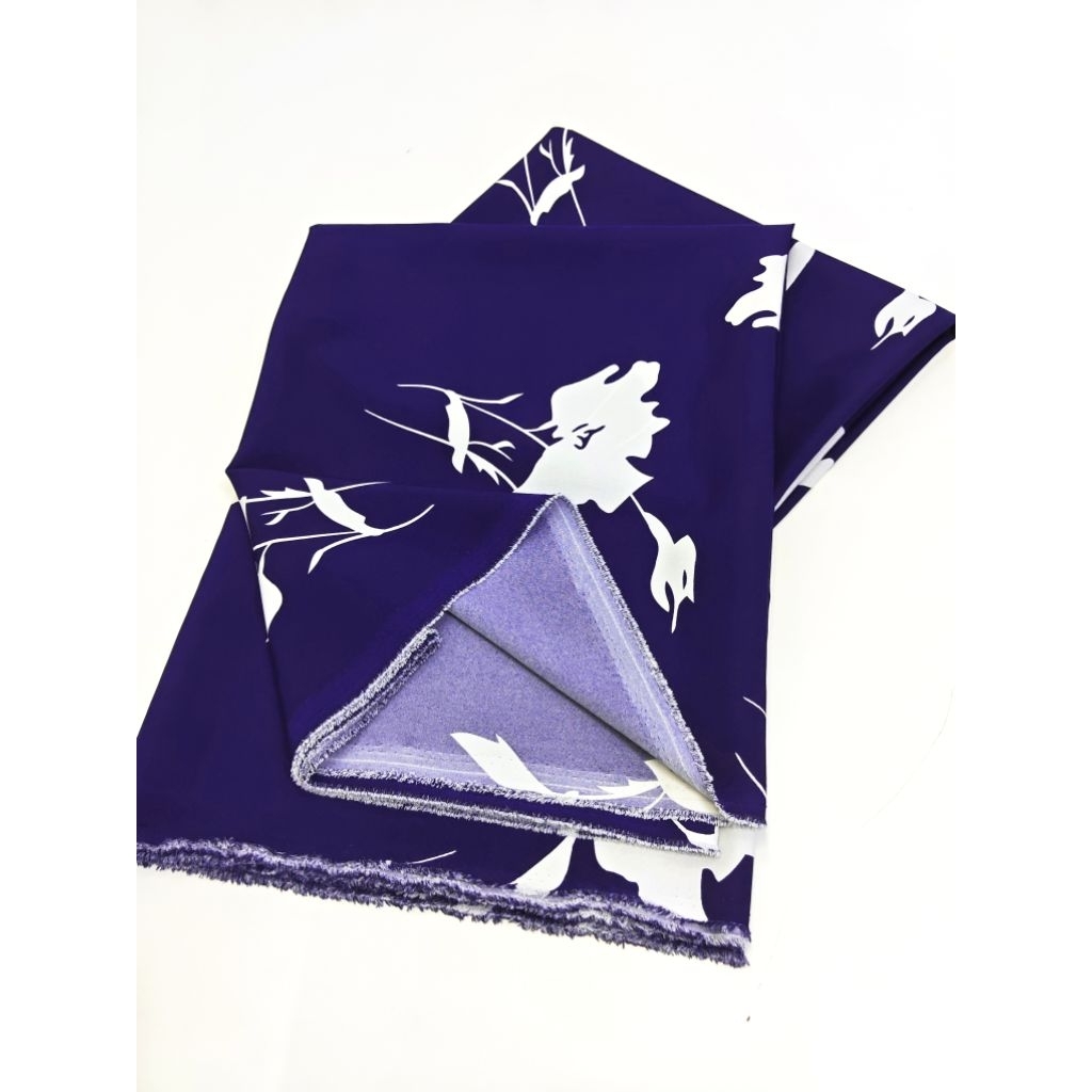 ผ้าไหมอิตาลี เนื้อนิ่มมาก ลายร่มเงาดอกพุทธรักษา หน้ากว้าง 154 cm  #ผ้าเมตร #ผ้าหลา #ผ้าลายดอก - รูปที่ 4