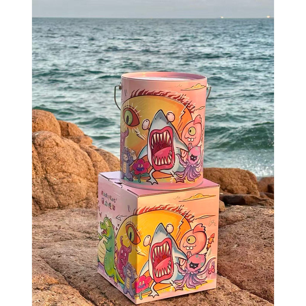 Radiopilot Monster Rebellion Limited Edition Freeze-Dried Complete Meal Bucket อาหารฟรีซดรายมื้อหลัก 256g(16g×16 ซอง)