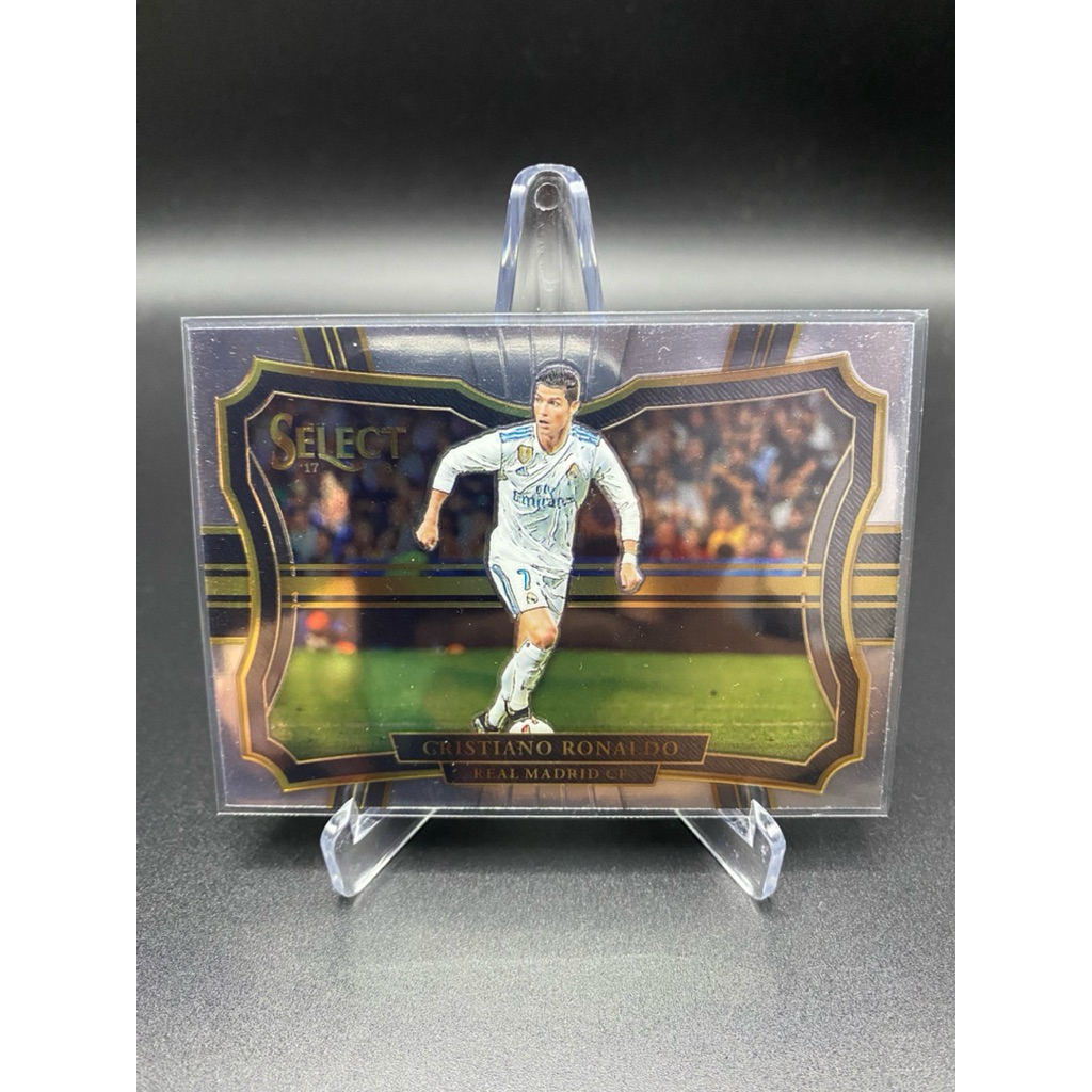การ์ดฟุตบอล ⚽️ Cristiano Ronaldo | 2017-18 Panini Select Soccer – Base Card #286 (Real Madrid CF)