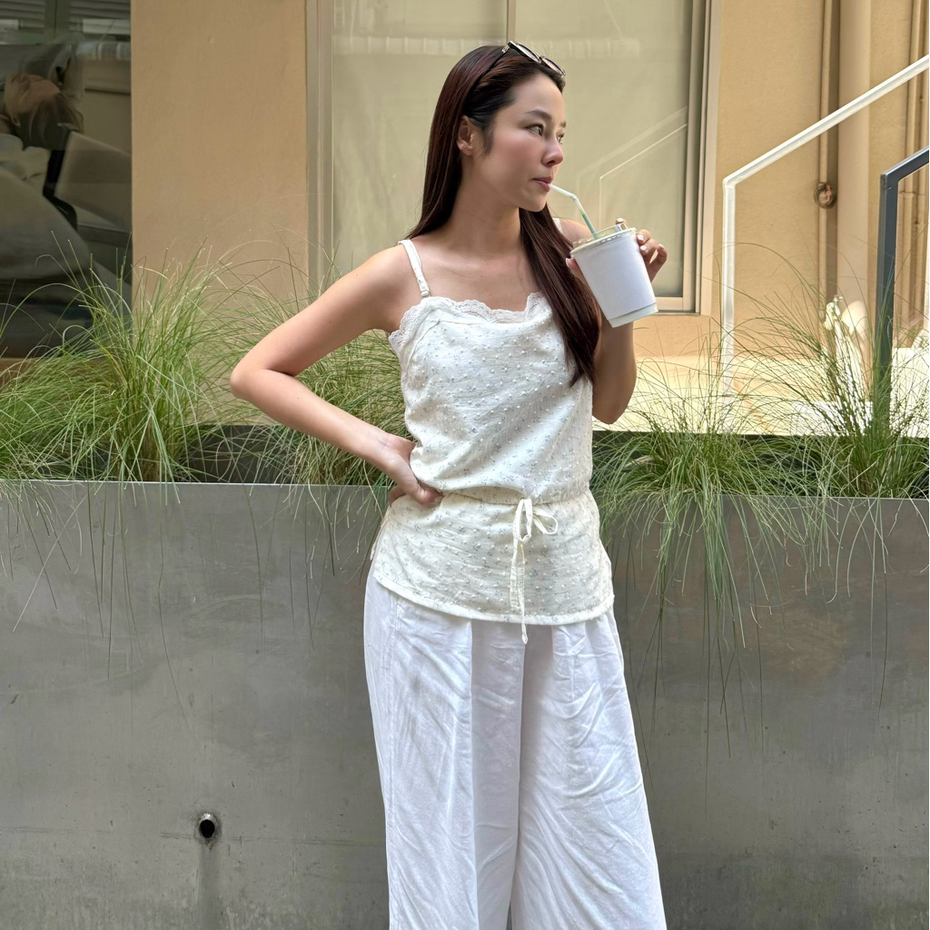 reverie flowers top (พร้อมส่ง)