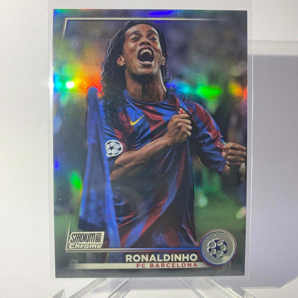 การ์ดนักฟุตบอล RONALDO , R9, (refractor), BARCELONA, TOPPS STADIUM CHROME 2024