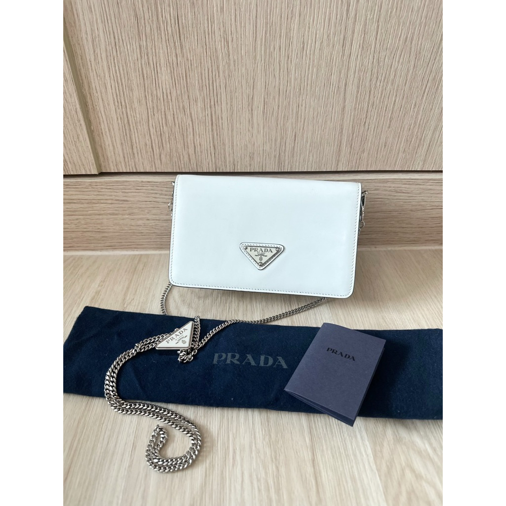 Prada WOC สีขาว Wallet on Chain | กระเป๋า Prada แท้ Microchip | มือสองสภาพดี