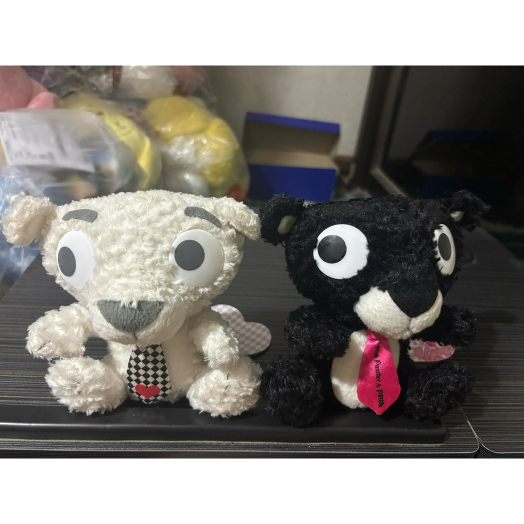 White Panther และ Black Panther มาจากเรื่องPink Panther