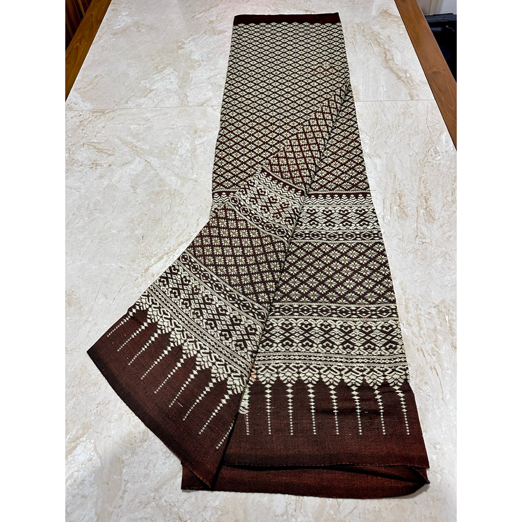 ซิ่นจกสุโขทัย ผ้าทอมือลายมะต่อมเครือ  ยกขิด หมักโคลน ทอลายสุโขทัย