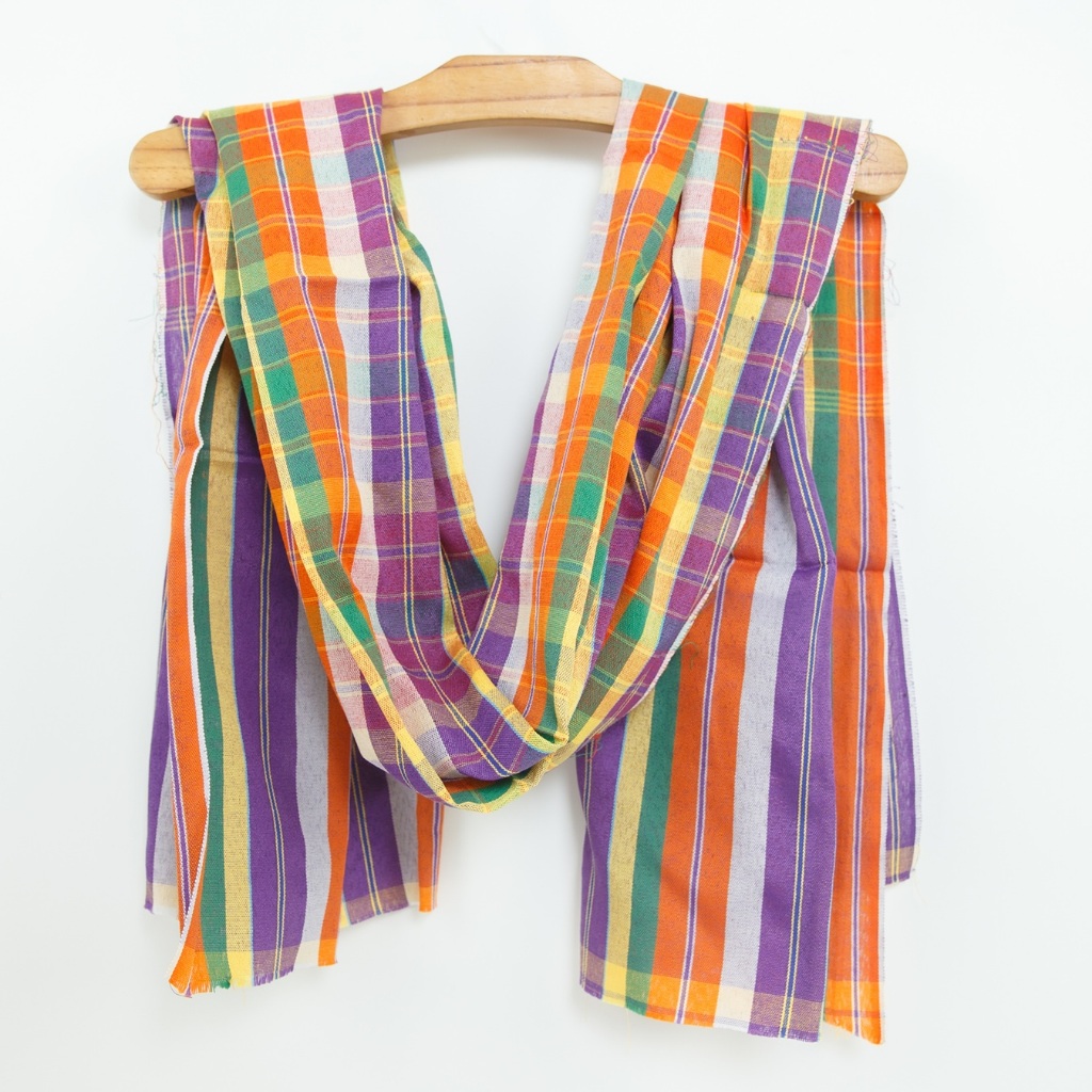 ผ้าขาวม้าบ้านไร่ ตรารถไฟ งานผ้าทอมือ มีเย็บ/ไม่เย็บขอบ เติมลายใหม่ๆ ผ้าเนื้อดี ไม่หลุดลุ่ย