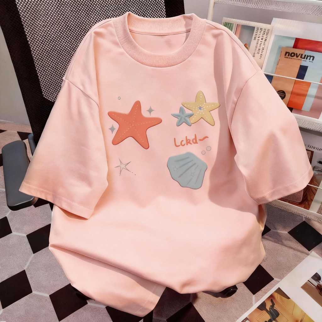 TEE·SHOP🍀เสื้อยืด oversize เสื้อเท่ๆ เกาหลี "Starfish shell" เสื้อแฟชั่นใ เกาหลีสไตล์ พิมพ์ลาย ผ้านิ่มใส่สบาย COD