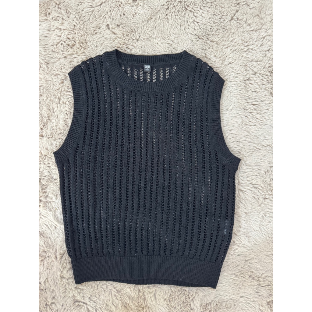 เสื้อตาข่าย UNIQLO สีดำ