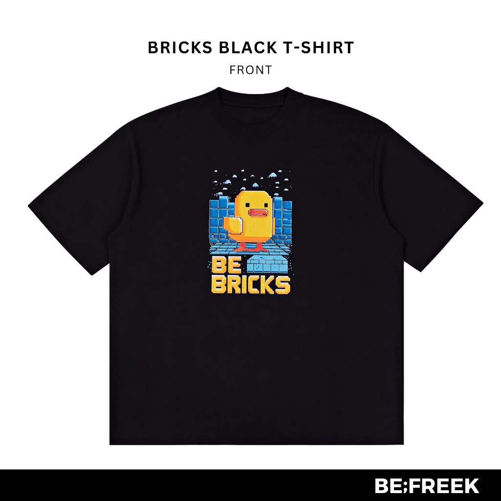 BE;FREEK เสื้อยืดสกรีนลาย BRICKS ทรง OVERSIZED สีดำ BRICKS NEW OVERSIZED BLACK T-SHIRT